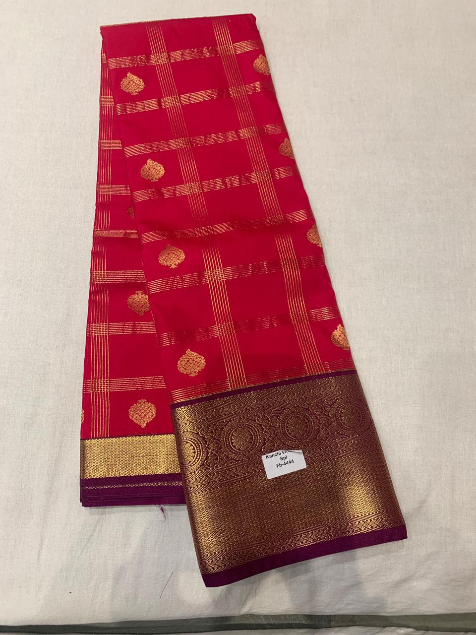SEMI PATTU VINTAGE CHECKS WITH BUTTA